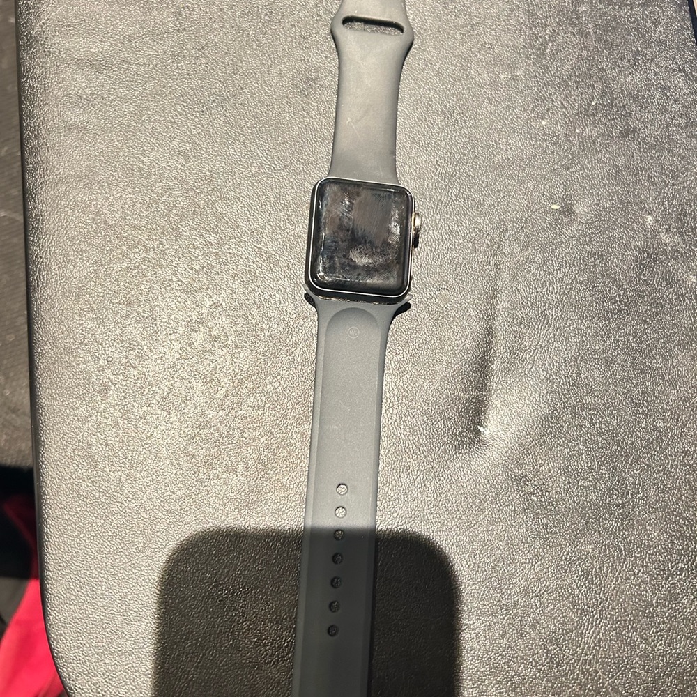 Used Apple Watch Series 3 38mm S/M band